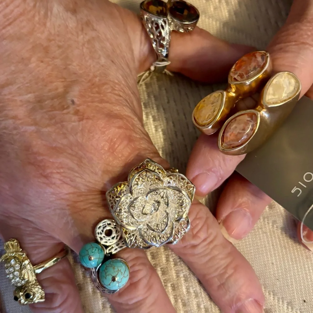 5 Ring Lot- new!  Great deal!